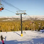 The Summit 5